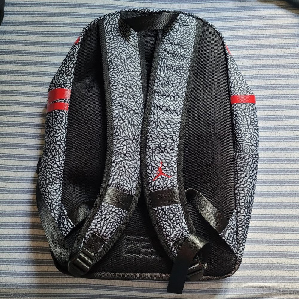 Jordan Backpack (Large) - Picture 2 of 3